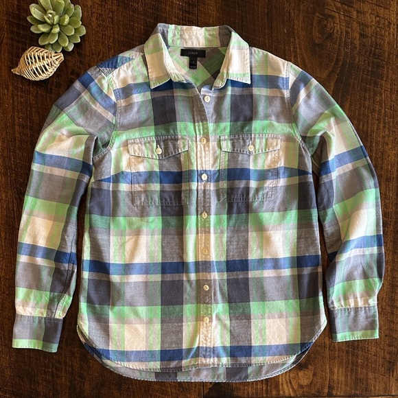 J. Crew | Boyfriend Flannel Button Down in Pacey Plaid, Size 4 - Picture 2 of 9